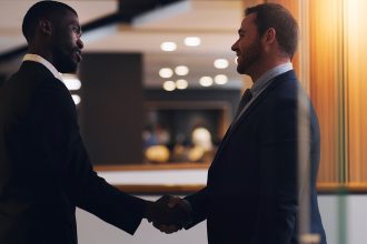 Bien négocier son contrat de travail: nos conseils